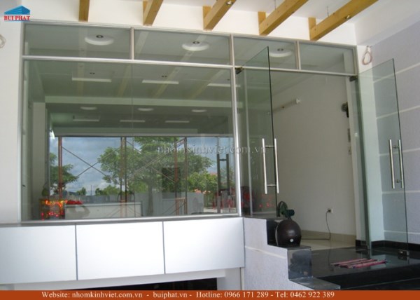 Vách kính, cửa kính - Nam Phong Glass - Công Ty TNHH TM SX Xây Dựng Nam Phong